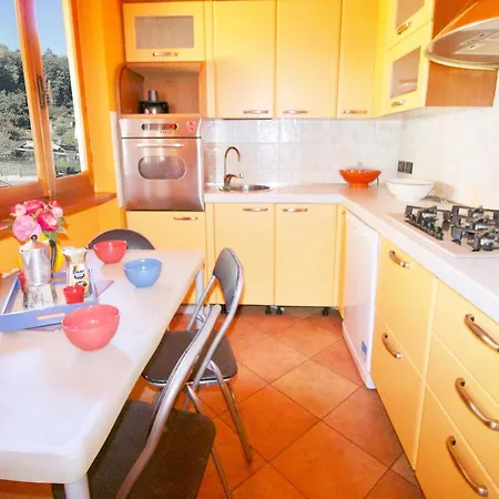 Διαμέρισμα Calogna Sleeps 6